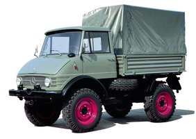 Unimog U406 s tarpaulínom, šedá